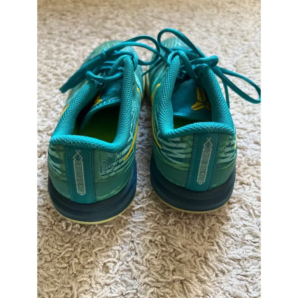 Nike KB Mentatlity Easter Size 6 Youth